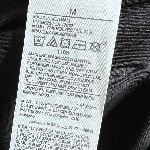 Old Navy High-Waisted PowerSoft Crop Leggings Black Size Medium - Picture 13 of 16